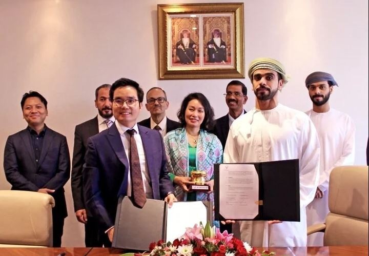 VinFast Auto a signé un accord de coopération avec Bahwan Automobiles Trading Company (BAT) sur la distribution de véhicules électriques sur le marché d’Oman. Photo: vtcnews.vn