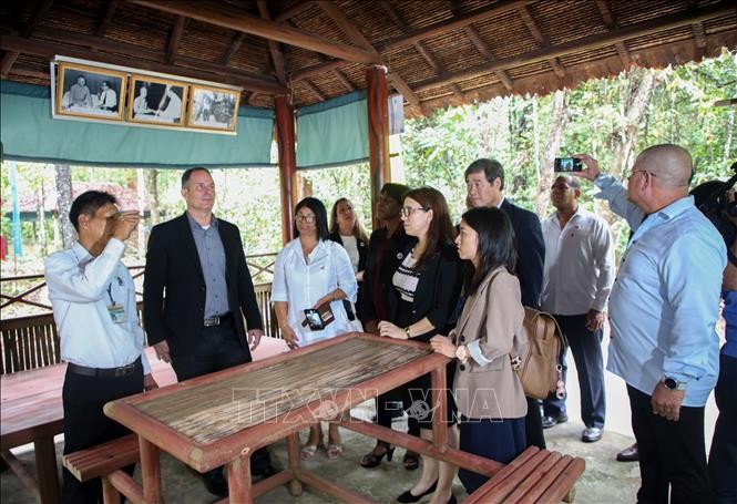 L’ancien site de l'ambassade de Cuba dans la zone frontalière du district de Tan Bien et du district de Tan Chau, province de Tay Ninh. Photo : thoidai