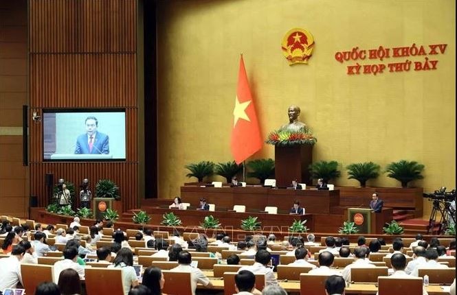 Le président de l'Assemblée nationale Tran Thanh Man préside l'activité de questions-réponses. Photo : VNA.