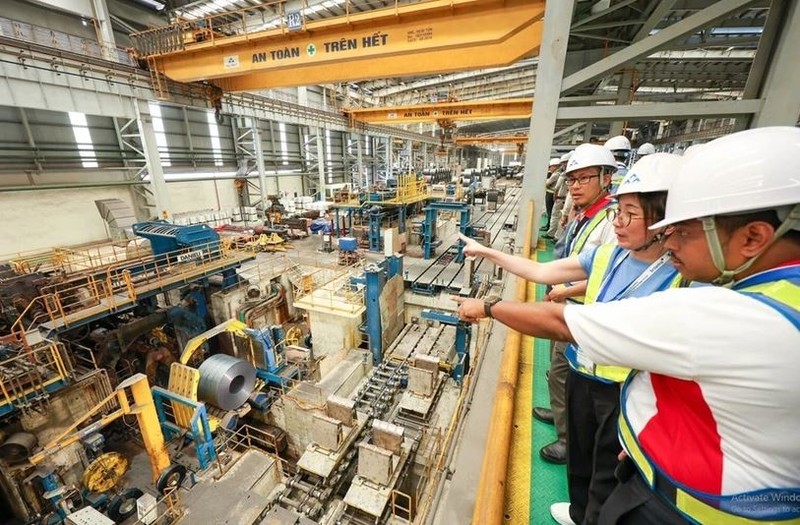 À l'usine de fabrication d'acier de Hoa Phat à Dung Quat (Photo : VNA)