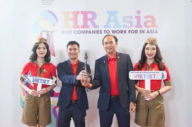 Vietjet a continuellement reçu cette récompense prestigieuse pour ses politiques de ressources humaines exceptionnelles, sa rémunération attractive et son environnement de travail exceptionnel. Photo : Vietjet.