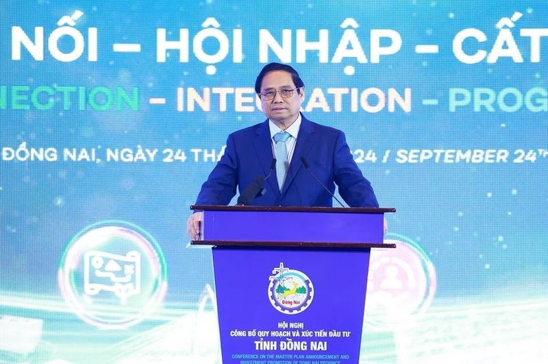 Le Premier ministre Pham Minh Chinh lors de la conférence d’annonce du plan directeur de la province de Dông Nai pour la période 2021-2030, avec une vision jusqu’en 2050 et de promotion des investissements, à Dông Nai, le 24 septembre. Photo : VNA.