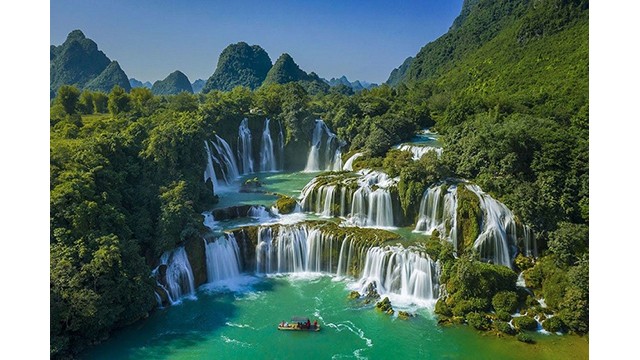 La cascade de Ban Giôc est l'une des plus belles lignes frontières naturelles. Photo : baoquocte.vn