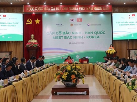 Panorama de la conférence. Photo : nhandan.vn