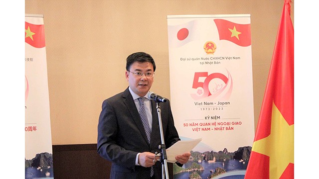 L'Ambassadeur Pham Quang Hiêu prend la parole lors de la conférence de presse pour annoncer le Festival du Vietnam au Japon. Photo : VNA.
