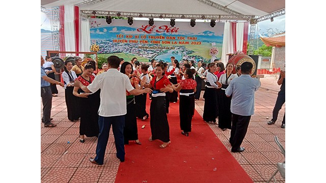 La fête du « Têt Xip xi » des Thái blancs. Photo : VOV.