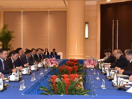 Entretien entre des dirigeants de Hanoi et Pékin. Photo: VNA