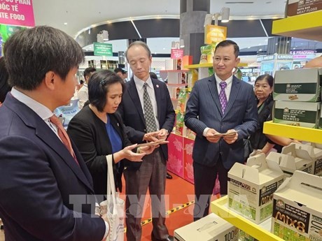 Semaine d'exposition des produits vietnamiens à AEON au centre commercial AEON - Tan Phu Celadon, à Hô Chi Minh-Ville. Photo: VNA