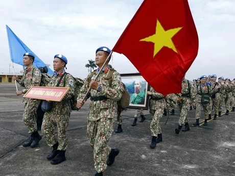 La force vietnamienne de maintien de la paix part pour les missions des Nations Unies à la Force intérimaire de Sécurité des Nations Unies pour Abiyé (FISNUA)Photo : VNA.