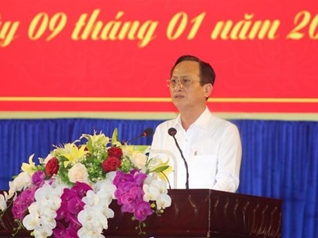 Le président du Comité populaire provincial de Bac Liêu, Pham Van Thiêu, lors de la conférence. Photo : VNA.