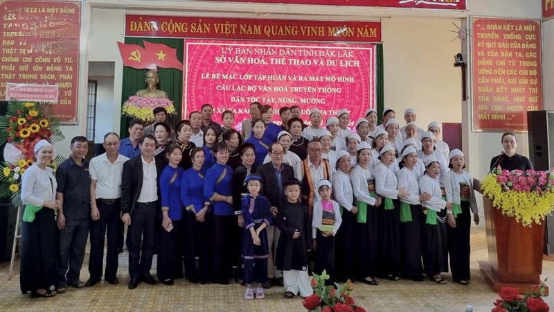 Lancement du de culture traditionnelle des ethnies Tày, Nùng et Mường de la commune d'Ea Kao. Photo : VOV.