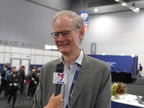 Greg Earl, ancien membre du Conseil Australie-ASEAN et ex-correspondant pour l'Asie du Sud-Est du journal "The Australian Financial Review". Photo : VNA.