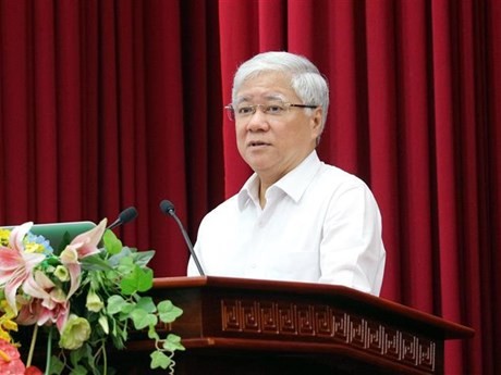 Le secrétaire du Comité central du Parti et président du Comité central du Front de la Patrie du Vietnam, Dô Van Chiên, à la conférence. Photo : VNA.
