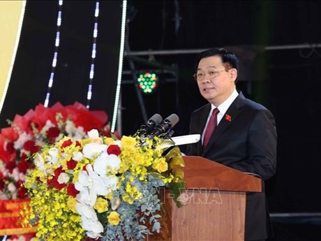 Le Président de l'Assemblée nationale, Vuong Dinh Huê, prend la parole lors de l'événement. Photo : VNA.