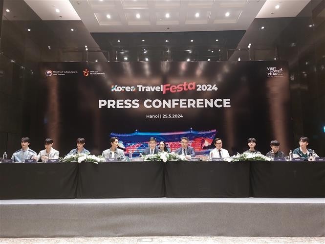 KTO présente Korea Travel Festa 2024 lors d'une conférence de presse. Photo : VNA.