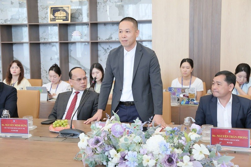 Le directeur général de Green i - Park Joint Stock Company Bui Thê Long, s'exprime lors de l'événement. Photo : baodautu.vn 