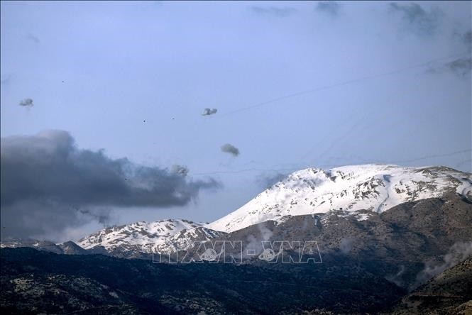Le système israélien de défense aérienne "Dôme de fer" activé pour intercepter les missiles des forces du Hezbollah au Liban. Photo : VNA.