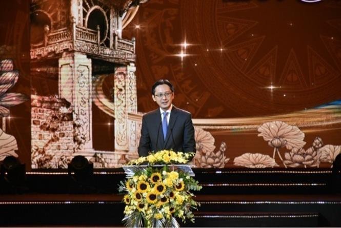 Le vice-ministre des Affaires étrangères Dô Hung Viêt, à l’Opéra de Hanoi, le 8 septembre. Photo : VNA.