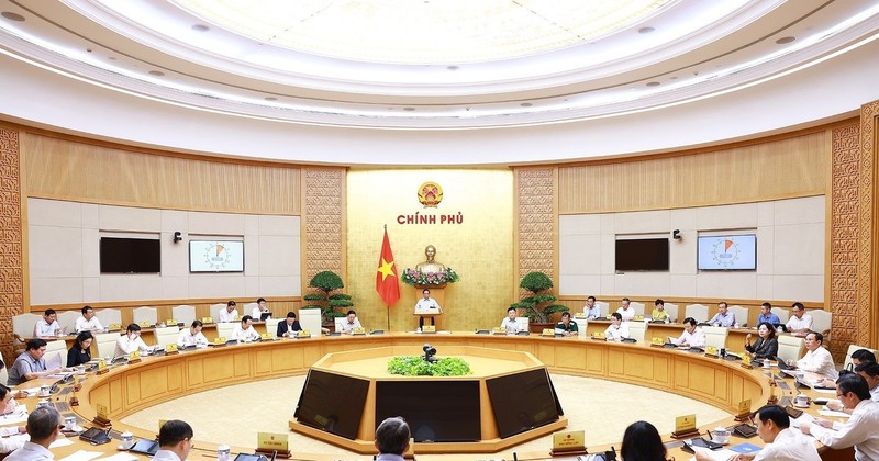 Le Premier ministre Pham Minh Chinh préside la réunion législative du gouvernement, à Hanoi, le 23 septembre. Photo : VNA.