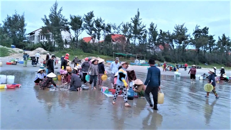 Le village de pêcheurs est un « marché sur la mer ».