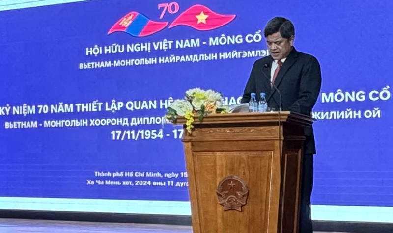 Le vice-ministre de l’Agriculture et du Développement rural, président de l’Association d’amitié Vietnam - Mongolie, Trân Thanh Nam s'exprime lors de l'événement. Photo : thoidai.com.vn