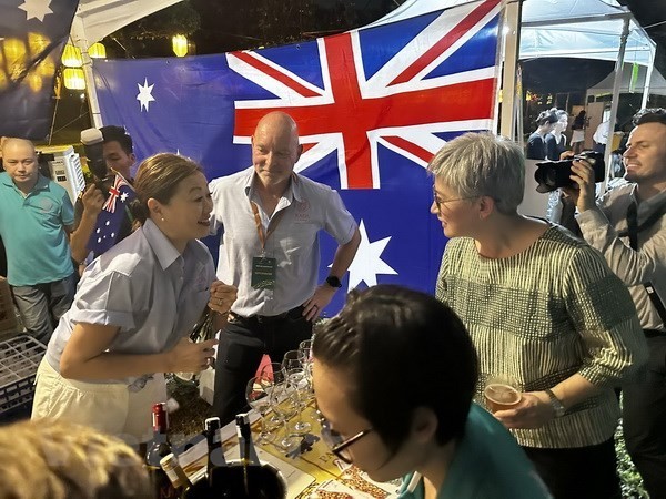 La ministre australienne des Affaires étrangères, Penny Wong, au festival culinaire "Les saveurs d’Australie". Photo : Viet Duc/AVI.