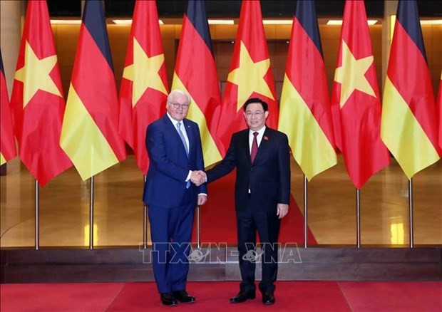 Le Vietnam prend en haute considération ses relations avec l'Allemagne