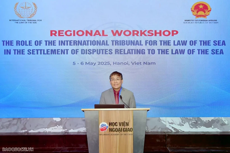 Le vice-ministre des Affaires étrangères Nguyên Minh Vu s’exprime lors de l’atelier. Photo : Baoquocte.