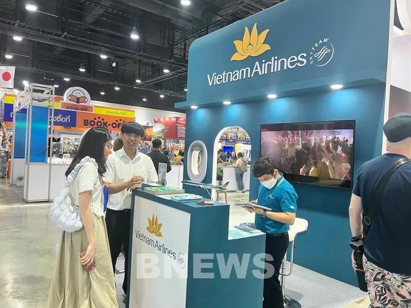 Le stand de Vietnam Airlines au salon. Photo : VNA