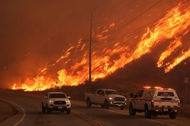 Les riverains ont reçu l'ordre d'évacuer lorsque l'incendie de Hughes s'est déclaré le 22 janvier. Photo: AccuWeather