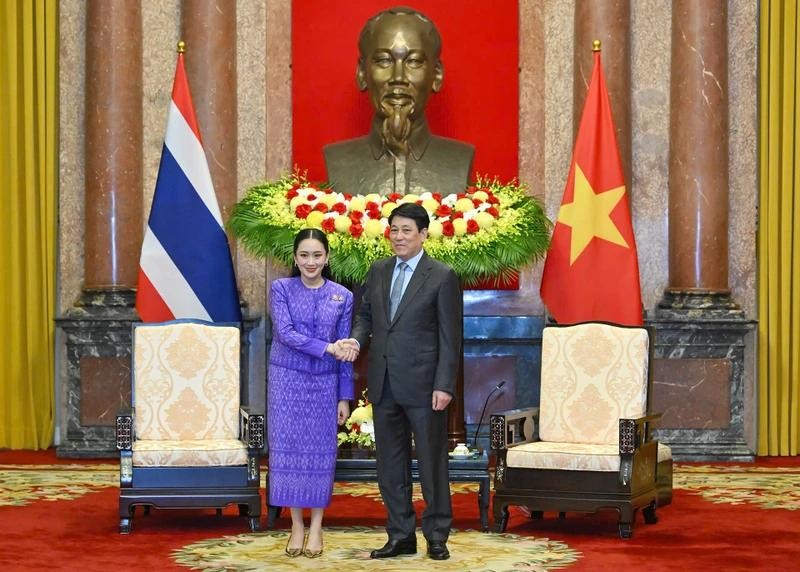 Le président vietnamien, Luong Cuong, et la Première ministre thaïlandaise, Paetongtarn Shinawatra. Photo : VNA.