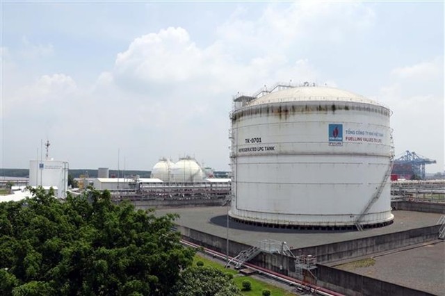 Réservoirs de stockage de gaz liquéfié au terminal PV GAS de Vung Tau. Photo : VNA.