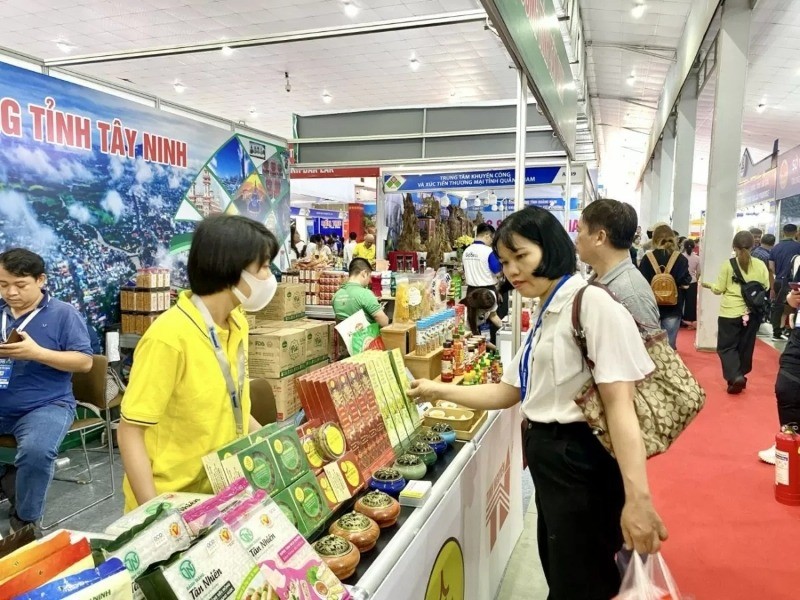 Tay Ninh intensifie la promotion du commerce pour dynamiser la circulation des marchandises. Photo d'illustration : congthuong.