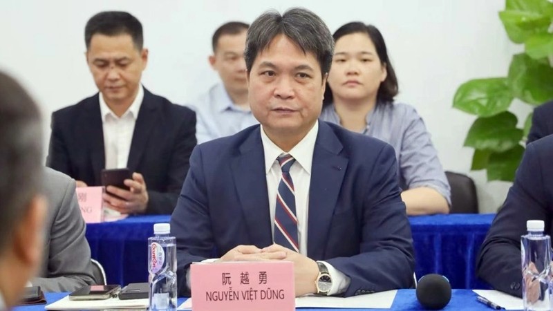 Nguyen Viet Dung, consul général du Vietnam à Guangzhou, prend la parole lors du colloque. Photo : Consulat général du Vietnam à Guangzhou