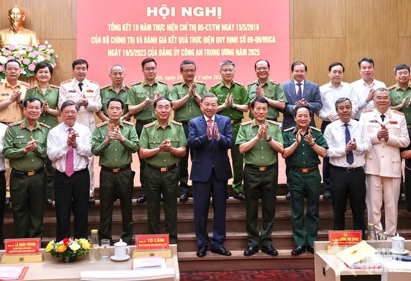 Photo : qdnd.vn