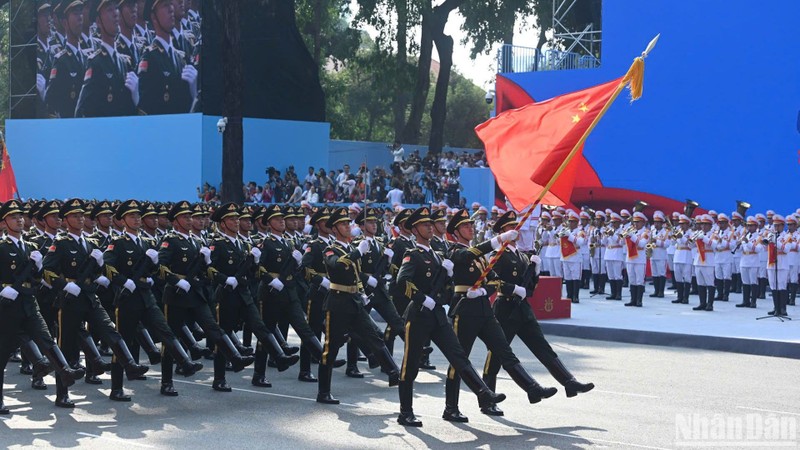 La délégation militaire chinoise au défilé. 