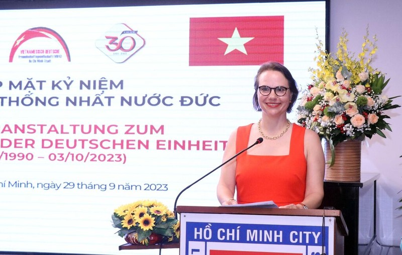 Josefine Wallat, consule générale d'Allemagne à Hô Chi Minh-Ville lors de la rencontre. Photo : VNA/CVN.