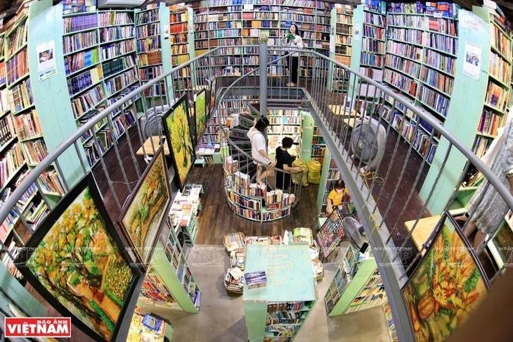 La librairie Mão est très réputée à Hanoï. Photo : VNA.