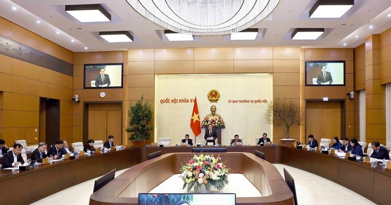 Lors de la réunion du Comité permanent de l'Assemblée nationale, le 15 janvier à Hanoï. Photo : VNA.