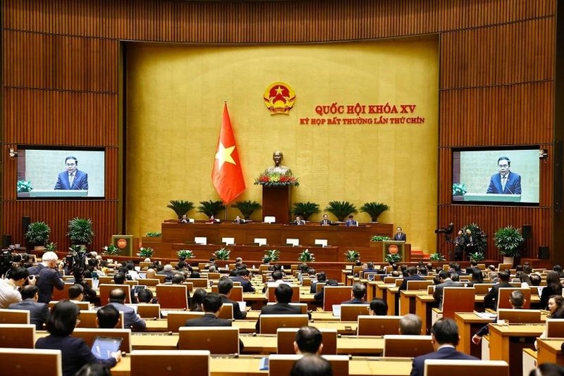 Le président de l’Assemblée nationale Tran Thanh Man prononce un discours à la clôture de la 9e session extraordinaire de l’Assemblée nationale Photo : VNA. 