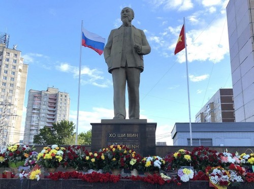 La statue du Président Ho Chi Minh à Ulyanovsk, en Russie. Photo : VOV.