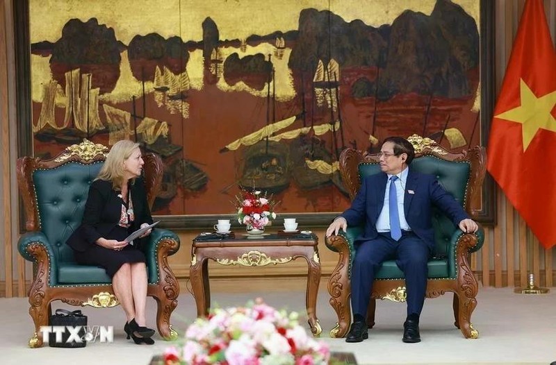 Le Premier ministre Pham Minh Chinh reçoit Mariam J. Sherman, directrice nationale de la BM pour le Vietnam, le Laos et le Cambodge. Photo: VNA 