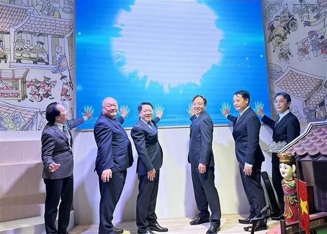 Ouverture de la Semaine de la Marque Nationale à l’Exposition universelle 2025 à Osaka. Photo : VNA. 