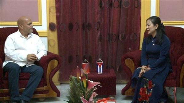 Entretien entre Truong Thi Ngoc Anh et Gerardo Hernández Nordelo. Photo: VNA