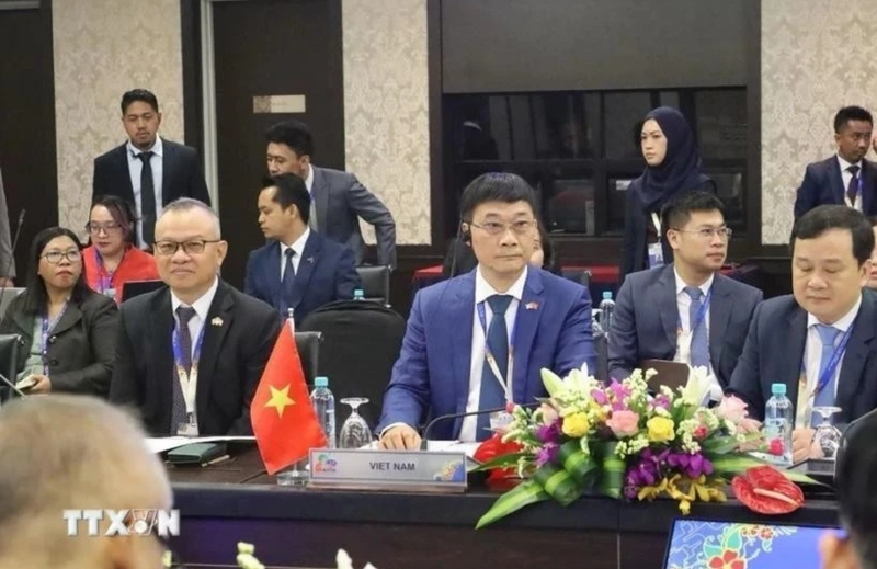 Une délégation de l'Assemblée nationale du Vietnam, conduite par son vice-président Vu Hong Thanh, a participé à la réunion préparatoire de l'Interface des dirigeants ASEAN-AIPA 2025 (Interface ASEAN-AIPA), qui s'est tenue le 25 mai à Kuala Lumpur, en Malaisie. Photo : VNA.