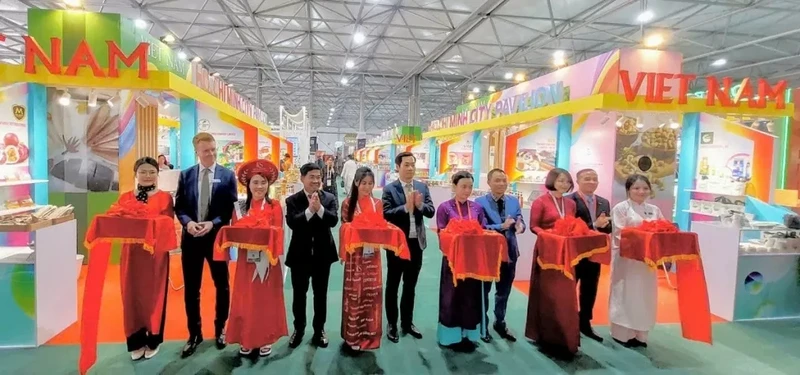 Les délégués lors de la cérémonie d'ouverture. Photo: congthuong.vn