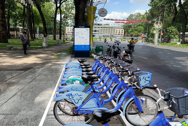 Mise en service à titre d'essai de 600 vélos en libre-service à Dà Nang. Photo : TPO.