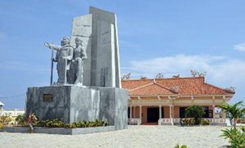 Le Monument et la Maison d’expositions à la mémoire des soldats de la Flotille de Hoang sa