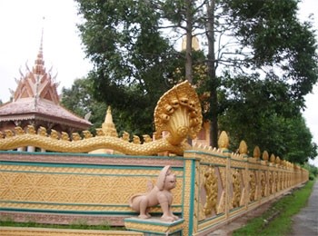 Photo d'ilustration: Le serpent Naga à la pagode Khmère (province de Trà Vinh-Vietnam). Source : PCV.