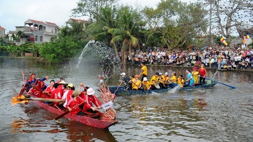 La fête de la pagode de Bach Hào est un des événements culturels les plus attendus de l’année. Photo: VOV.